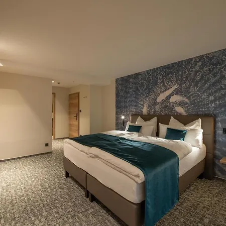 Ohles Lifestyle Hotel *