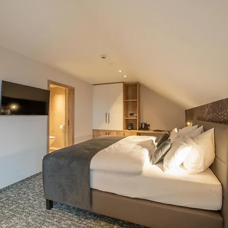 Ohles Lifestyle Hotel *